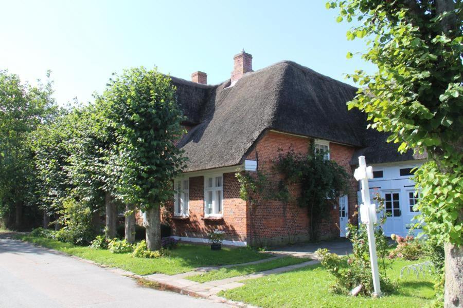 Kapitän Hansen Haus Oldsum Exterior foto